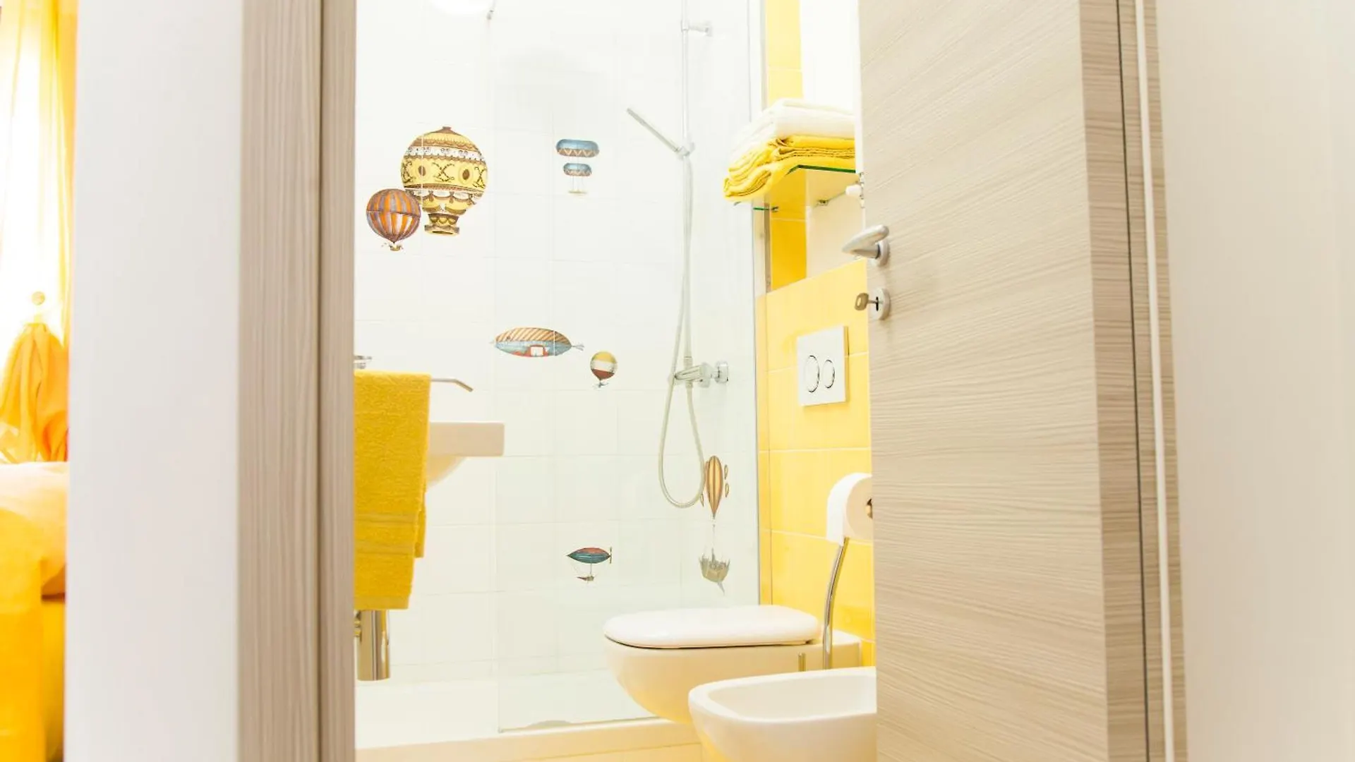 Guest house Yellow Room Pisa Italy